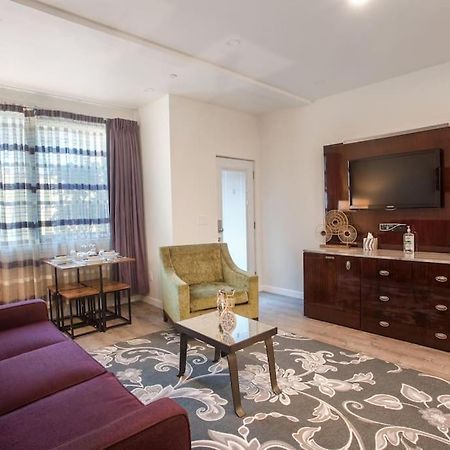 1-Bedroom With Cali King Size Bed In San Diego Ngoại thất bức ảnh